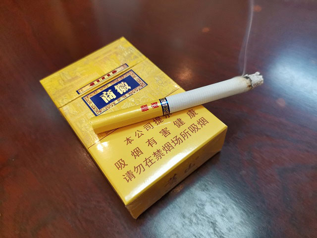 香烟 特美思香烟硬_一支香烟还是一根香烟_香烟